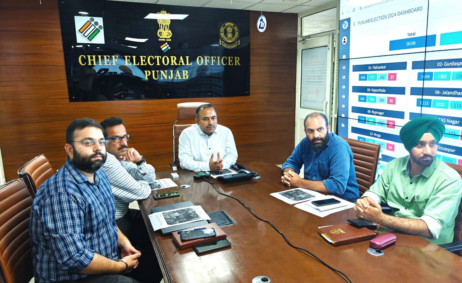 सिबिन सी ने सवीप टीमों और सोशल मीडिया नोडल अफसरों को “इस बार 70 पार“ की प्राप्ति को यकीनी बनाने के लिए किया उत्साहित