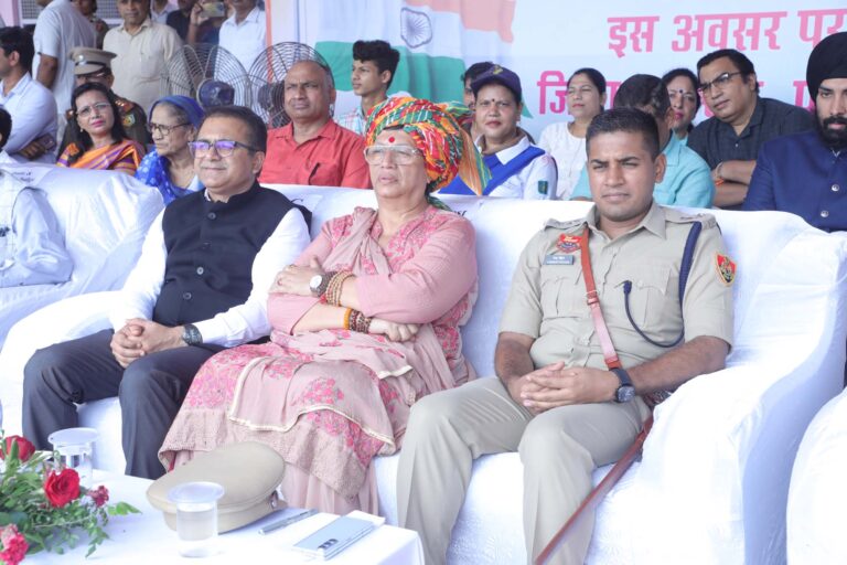 स्वतंत्रता दिवस हर भारतवासी के लिए खुशी एवं गर्व का दिन- उच्चतर एवं स्कूल शिक्षा राज्य मंत्री श्रीमती सीमा त्रिखा