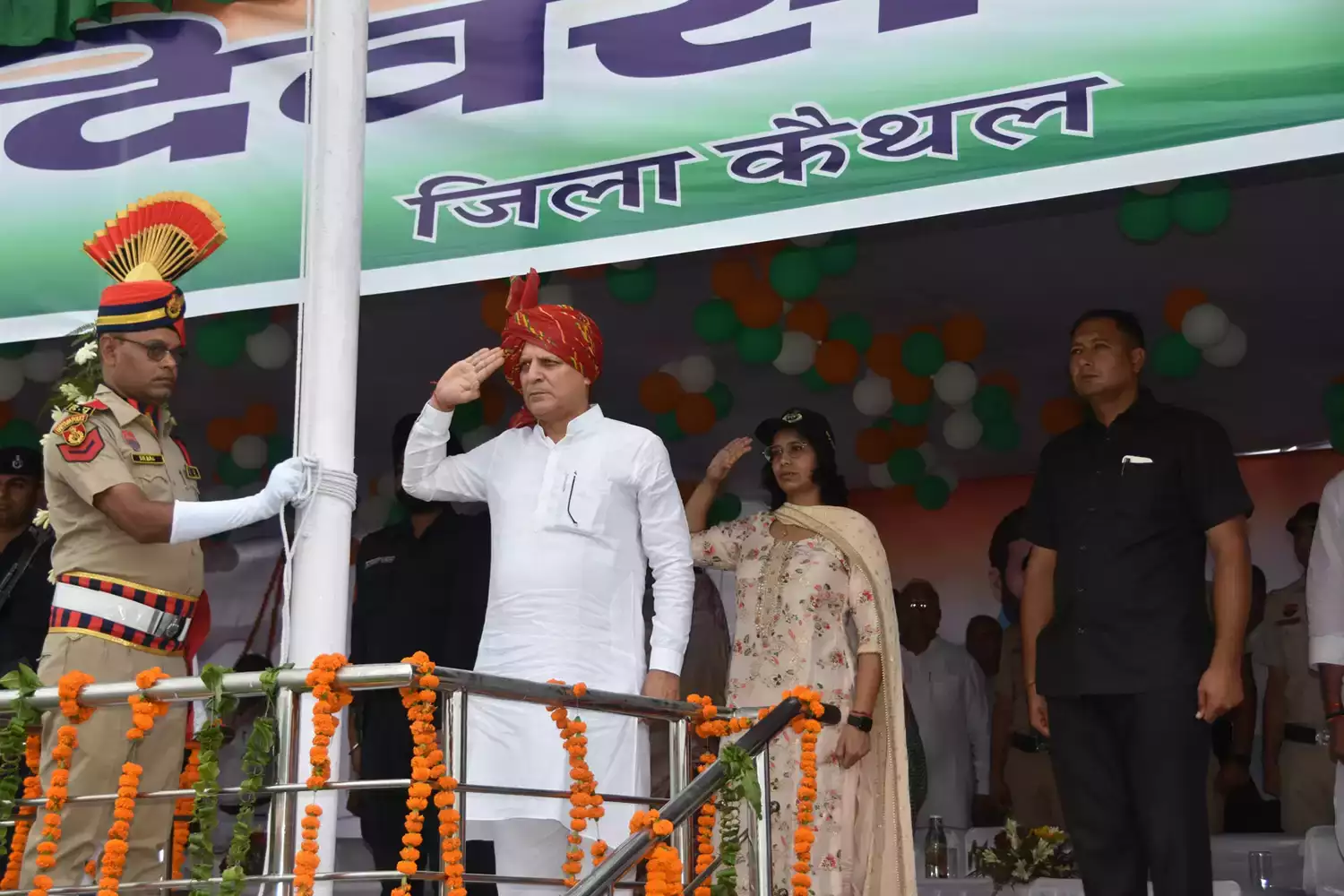 कृषि मंत्री ने कैथल में किया ध्वजारोहण